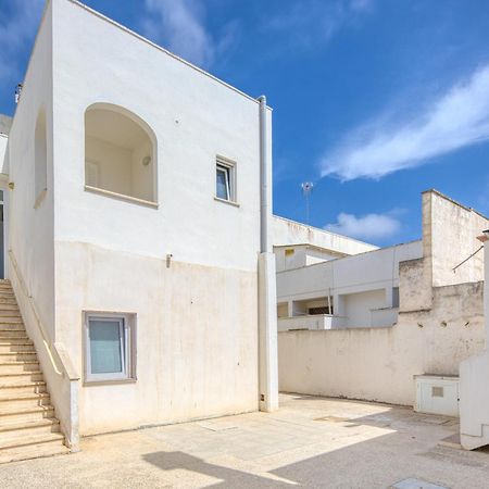 B&B Il Comandante A 100 M Dalla Spiaggia Torre San Giovanni Ugento Eksteriør bilde